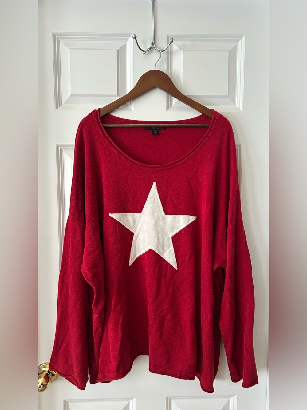 ellos Red Knit Pullover with White Star